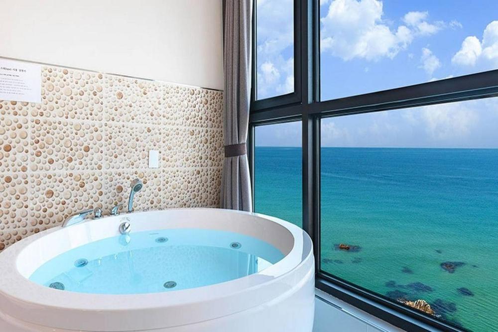 The Great Ocean Pension Gangneung Room photo