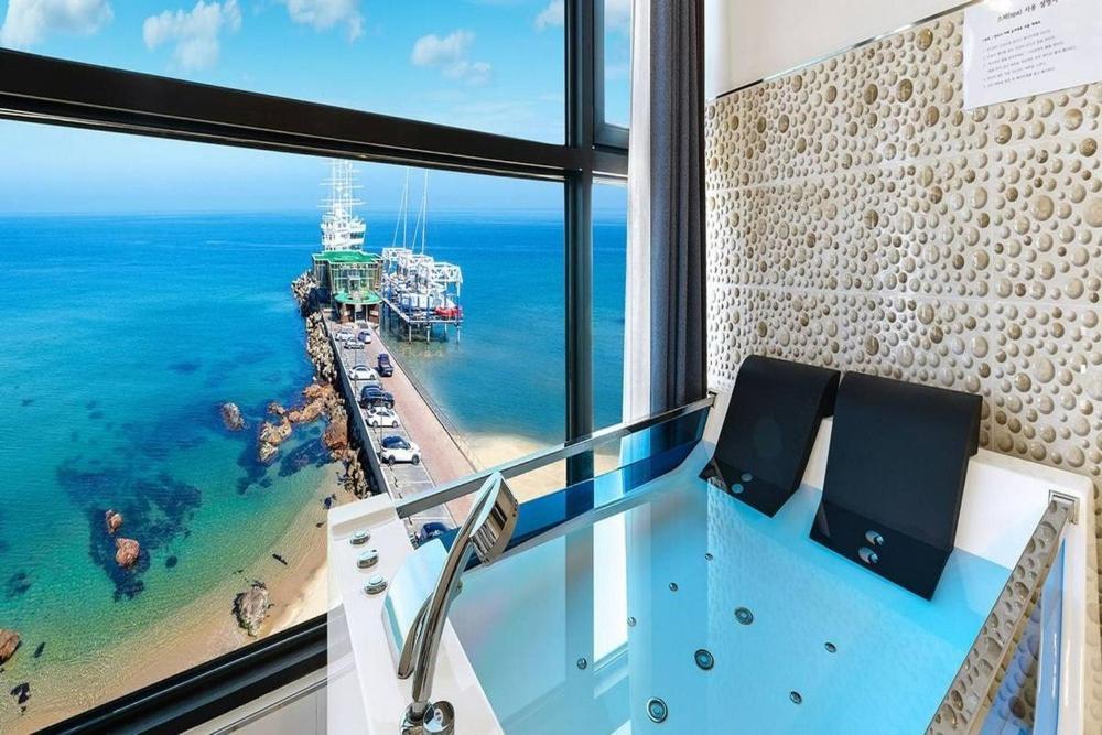 The Great Ocean Pension Gangneung Room photo